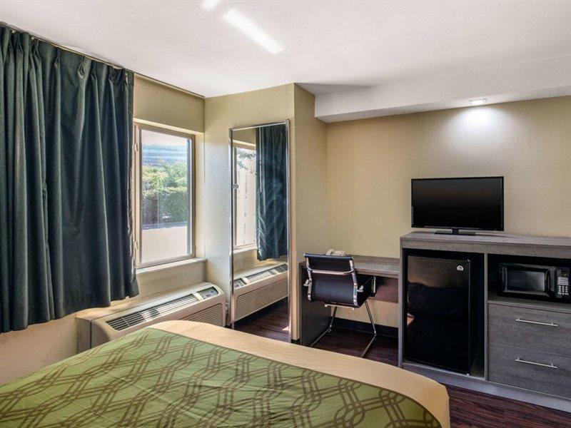 Quality Inn & Suites Richardson-Dallas Екстер'єр фото